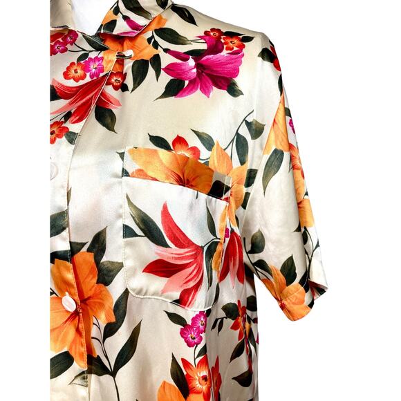 Victoria's Secret Night Shirt Satiny Button Down in Tropical Florals Size L - Picture 2 of 8